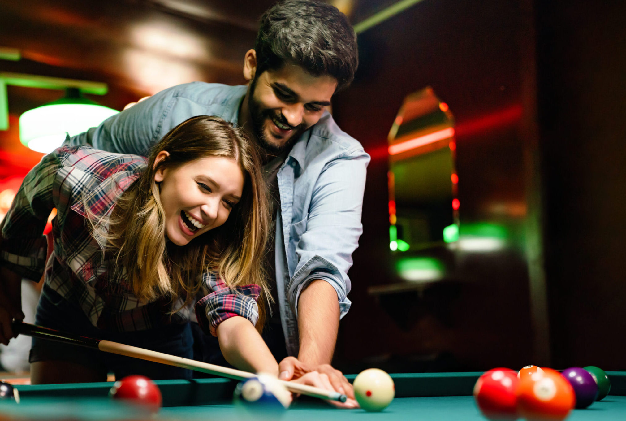 Date Night Couple Playing Pool - Houston Aquarium
